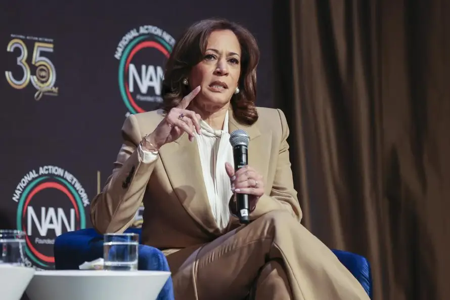Kamala Harris sugiere una posible candidatura a las presidenciales 2028: "Lo estoy pensando"