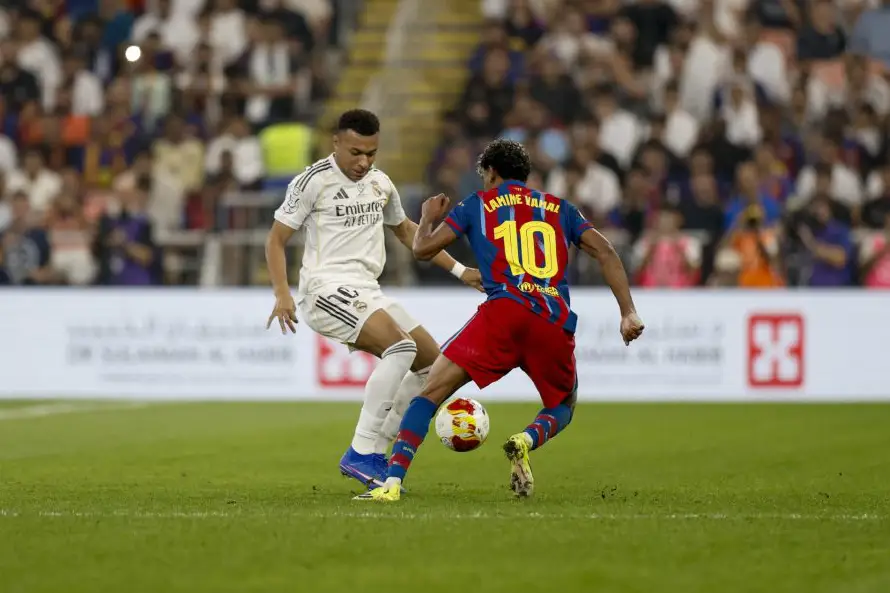 Kylian Mbappé sufre lesión muscular y peligra en el clásico ante el Barcelona