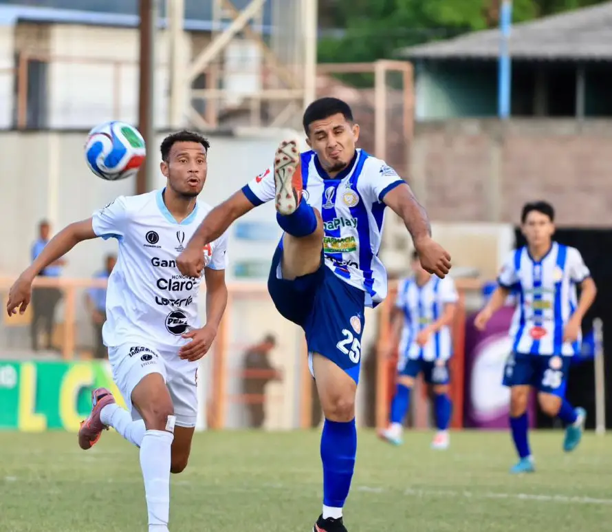 Alianza sella su clasificación a cuartos tras empatar con Metapán en Copa Presidente