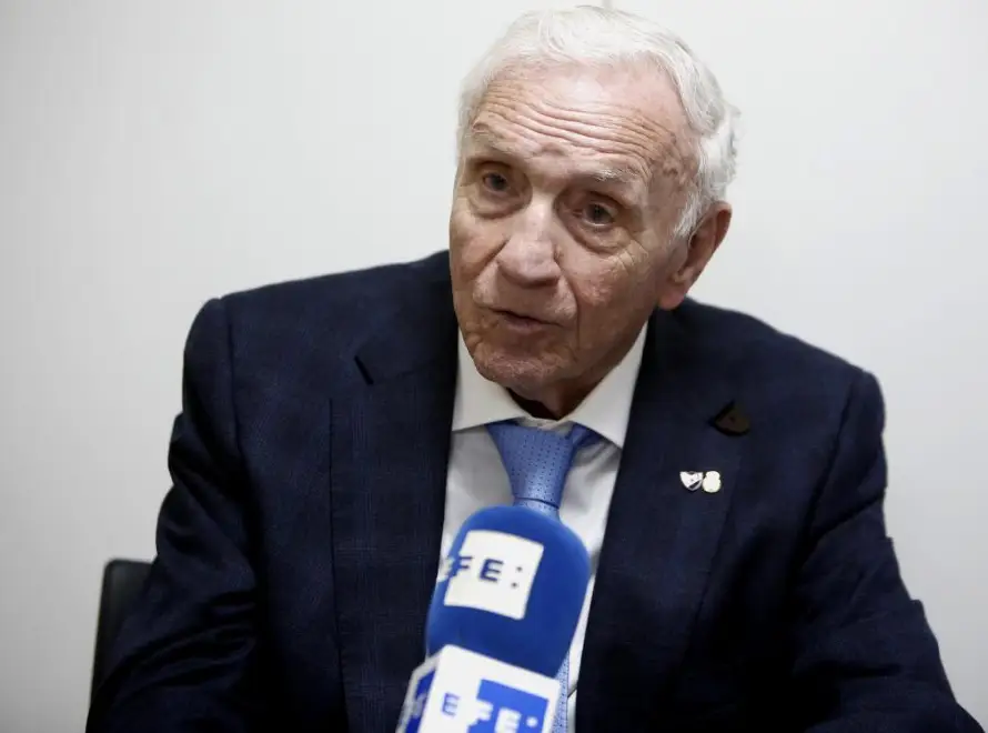 Muere José Emilio Santamaría, leyenda del Real Madrid y España
