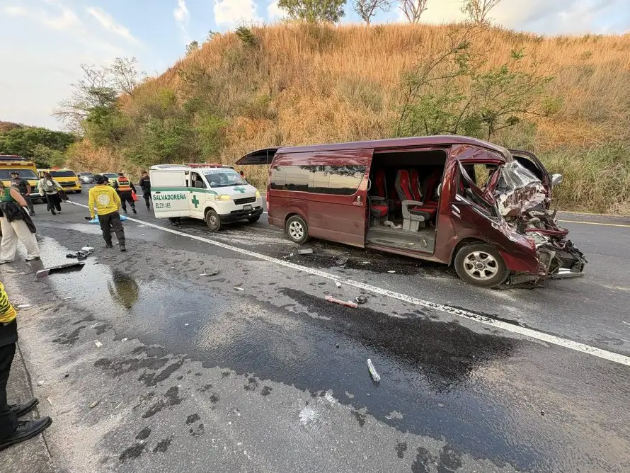 Racha de accidentes deja al menos ocho muertos y cinco lesionados entre el jueves y primeras horas del viernes