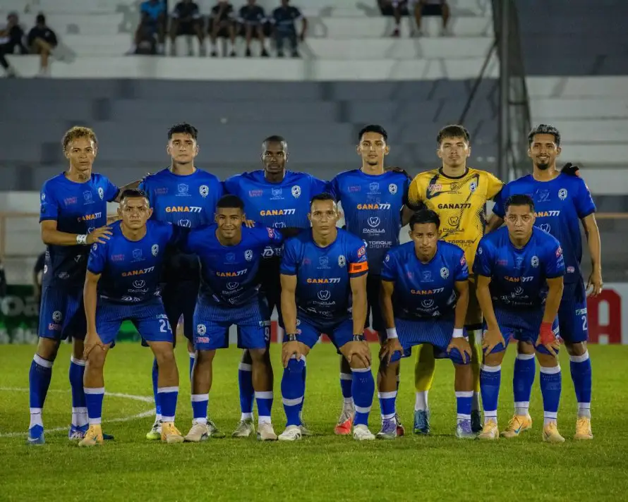 Fuerte San Francisco se mantiene en Primera tras vencer 3-1 a Isidro Metapán
