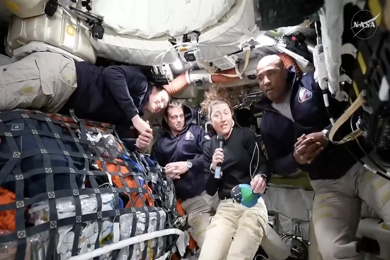 La misión Artemis II casi a mitad de camino de su viaje a la Luna