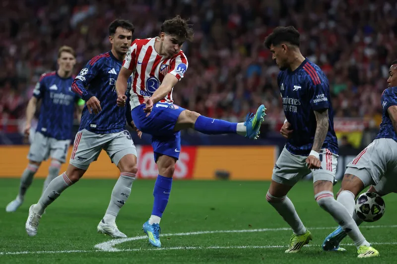Atlético de Madrid empata con el Arsenal y deja abierta la semifinal la Champions