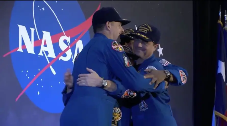 Los astronautas de Artemis II destacan su unión y aprecio por la Tierra entre aplausos