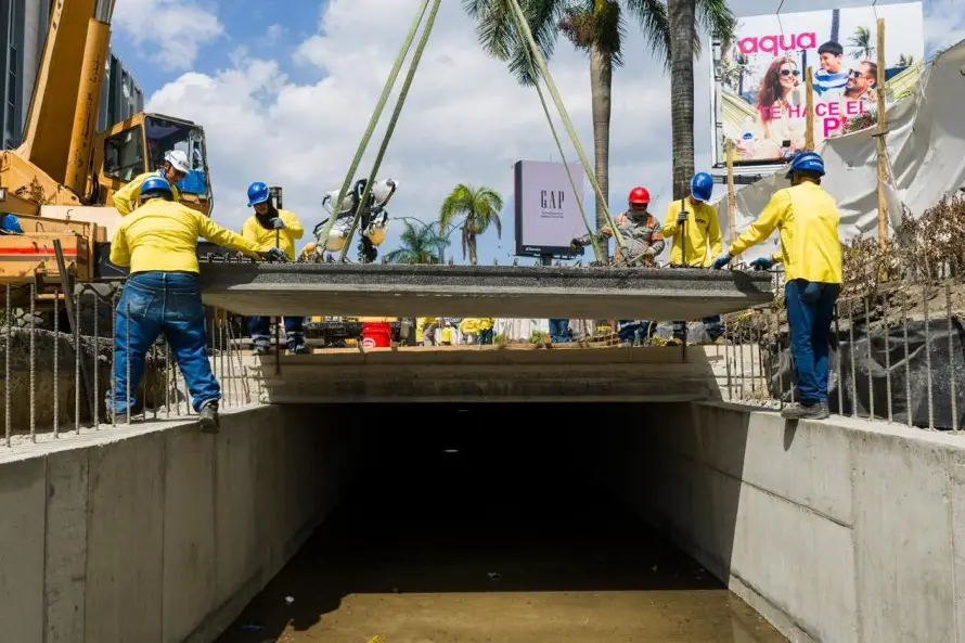 Obras Públicas asegura que llevan el 60 % de avance en trabajos de la Zona Rosa