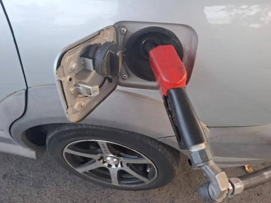 Combustibles aumentarán $0.07 a partir de este martes