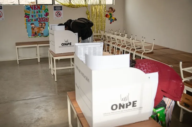 La autoridad electoral de Perú rechaza elecciones complementarias tras reclamo de candidato presidencial