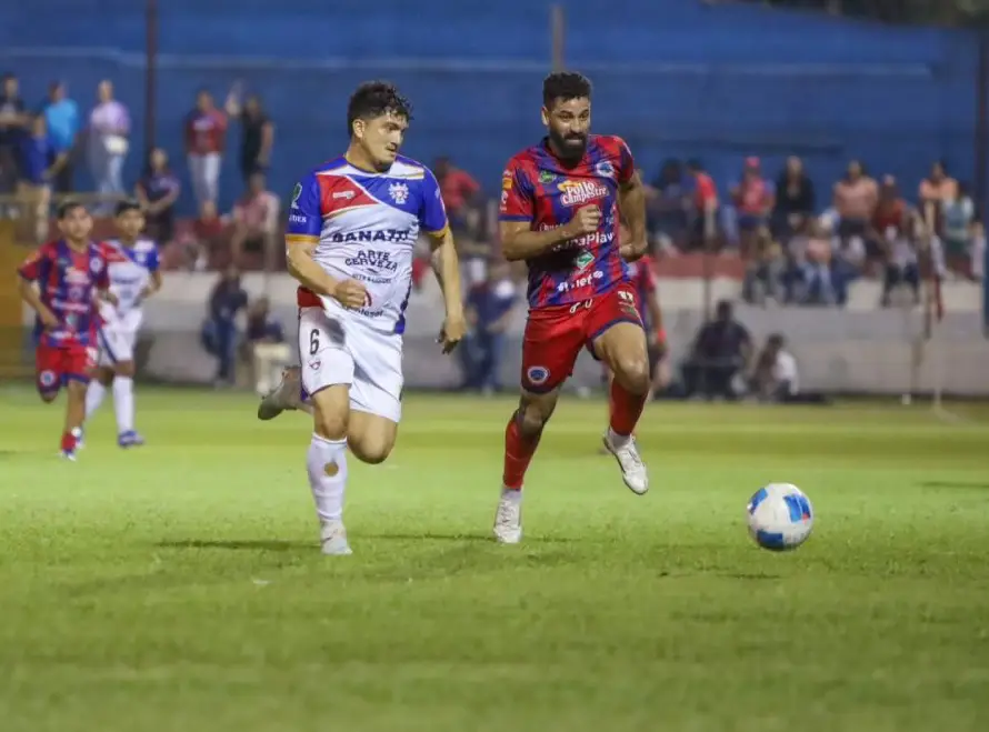 Firpo vence a Cacahuatique con anotación a cinco minutos del final