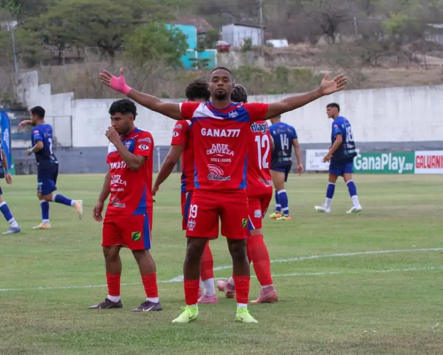 Firpo, ya clasificado, vence 2-0 a Fuerte San Francisco