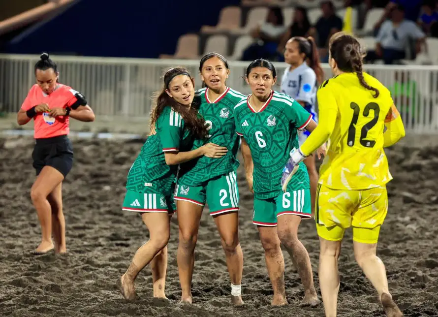 México vence a El Salvador Femenil en penales tras empate 2-2 en la Beach Soccer Cup 2026