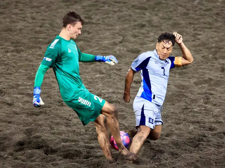 El Salvador cae 3-2 ante Dinamarca en su debut en Beach Soccer Cup