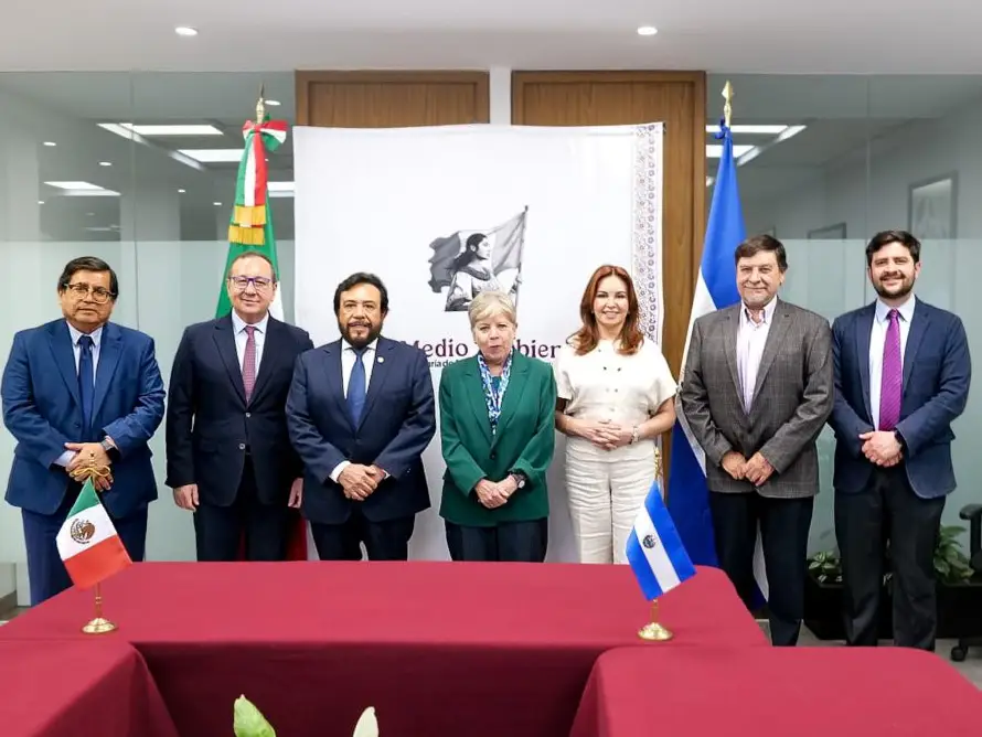 Vicepresidente Ulloa aborda cooperación ambiental con México