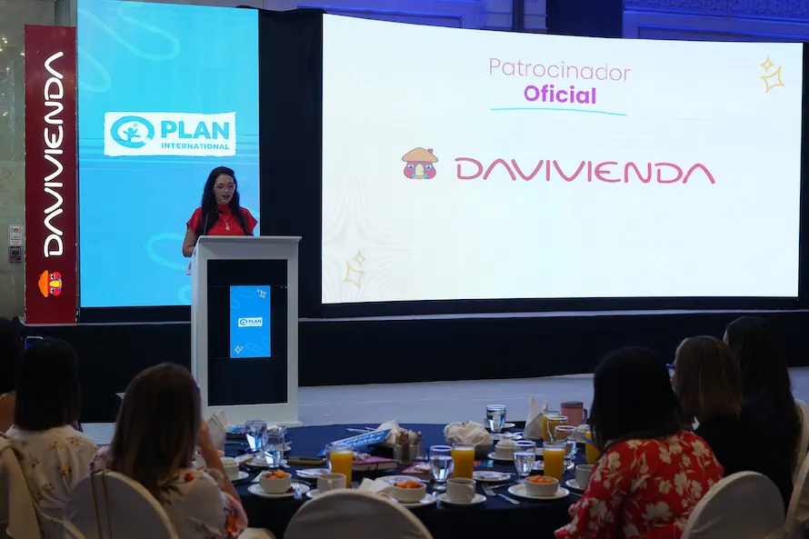 Banco Davivienda y Plan Internacional impulsan programas para niñas, jóvenes y mujeres en El Salvador