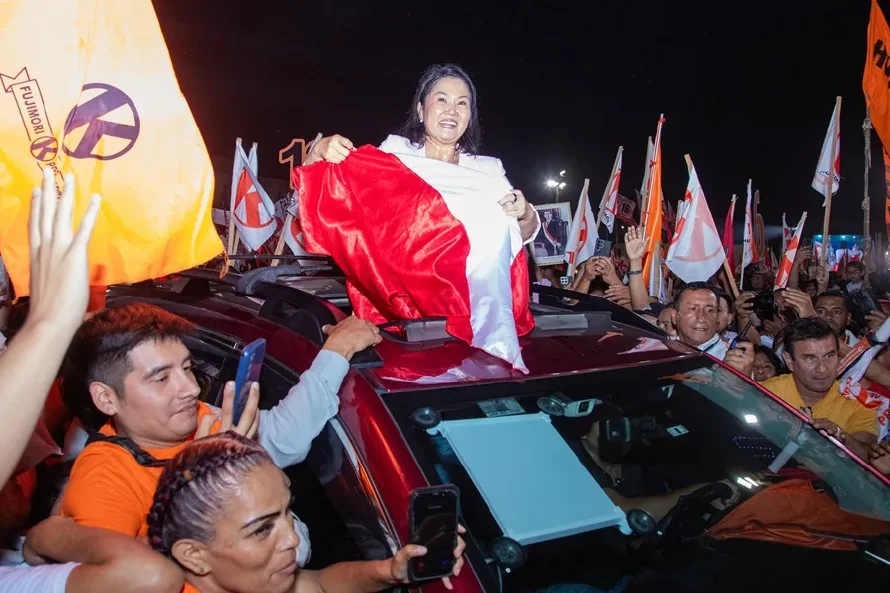 Perú vota en elección histórica con cinco comicios simultáneos