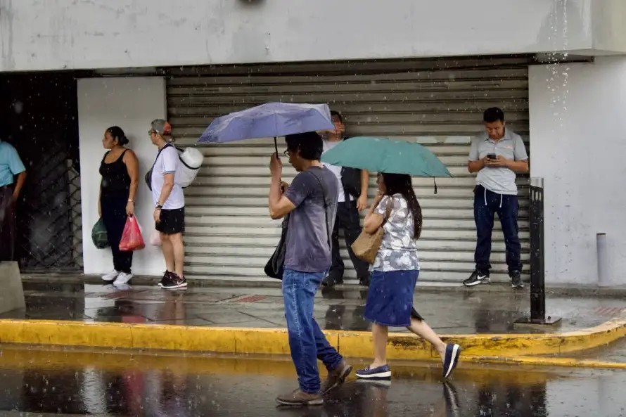 Medio Ambiente prevé lluvias por baja presión para este fin de semana