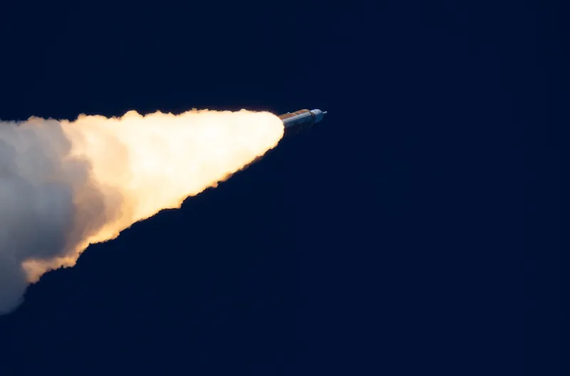 La NASA reporta que van "bien" los astronautas de Artemis y avanzan hacia la Luna sin fallas