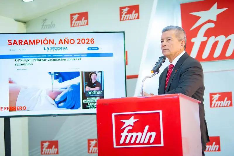 FMLN rechaza alianzas público-privados en salud: “Van a privatizar la salud”