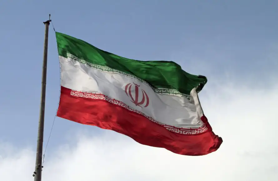 Irán suspende diálogo con EE.UU. por ataques en Líbano