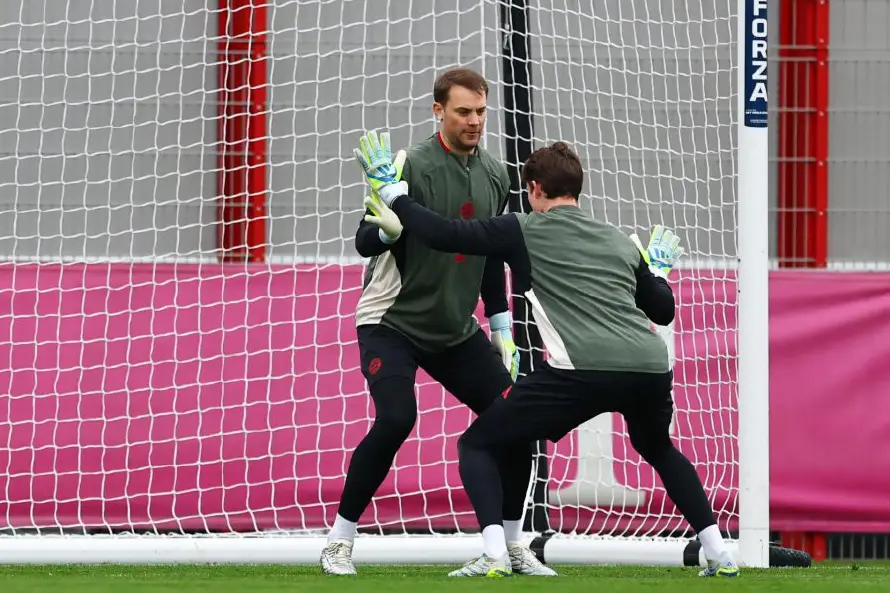 Manuel Neuer: "Es una pena que falte Courtois"