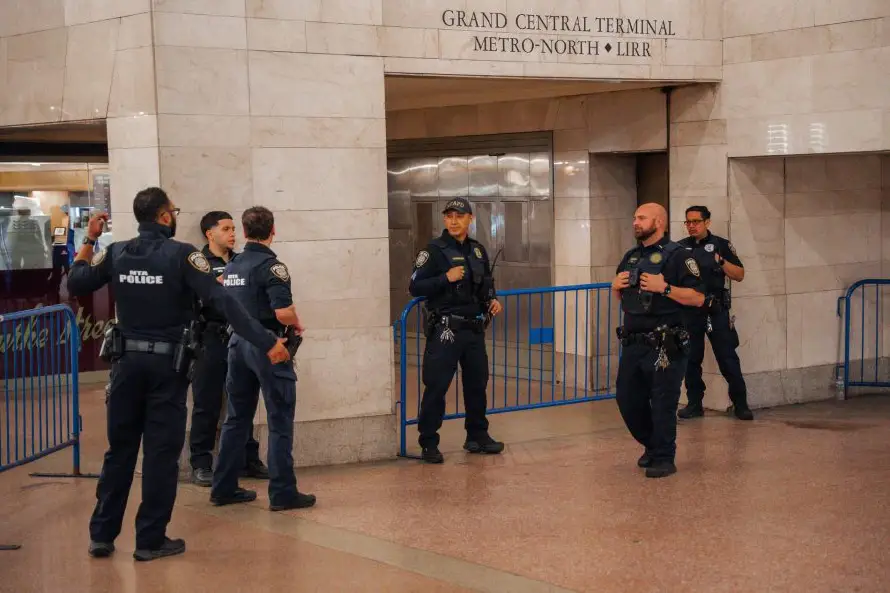 Agresor del metro de Nueva York decía ser Lucifer y cometió acto aleatorio, según Policía