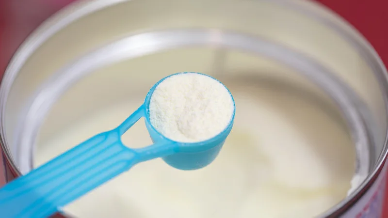 Empresas de sustitutos de leche materna comercializados en El Salvador tendrán un año para retirar etiquetas