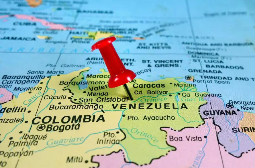 Oposición mayoritaria presentará "hoja de ruta" para la transición en Venezuela