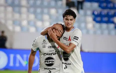 Alianza se impuso 3-2 a Hércules con un gol agónico en el cierre del encuentro