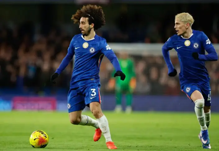El peluquero del defensor español Marc Cucurella filtró la alineación del Chelsea