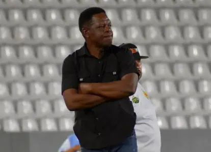 El técnico Agustín Castillo niega agresión a árbitro tras eliminación del Platense en Copa Presidente