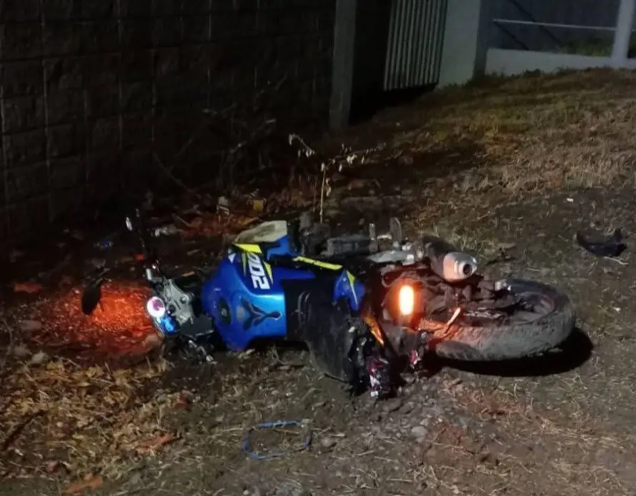 Un motociclista y su hijo mueren tras ser atropellados en bulevar Costa del Sol
