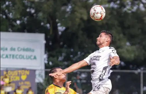 Platense empata 1-1 ante Hércules y deja en suspenso su pase a cuartos