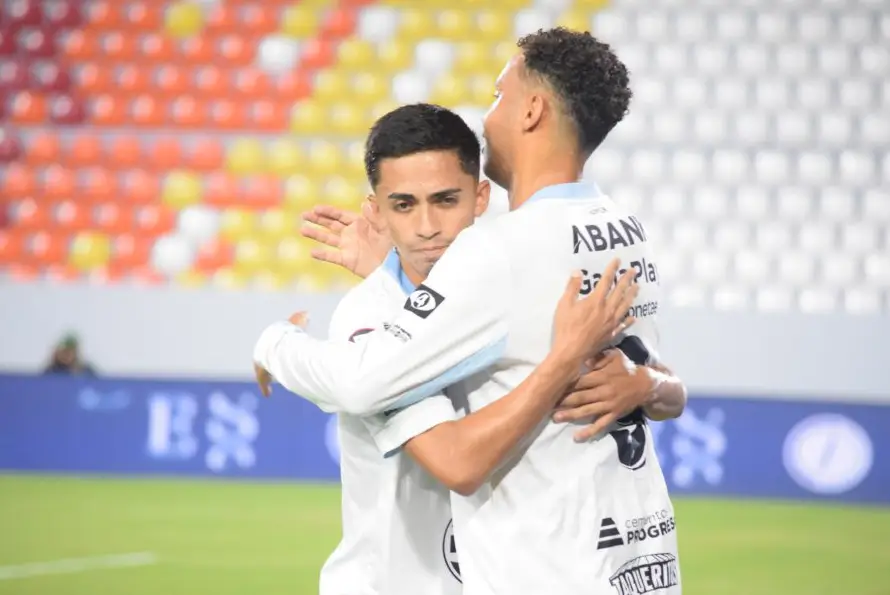 Alianza vence 4-2 y sentencia el descenso de Zacatecoluca