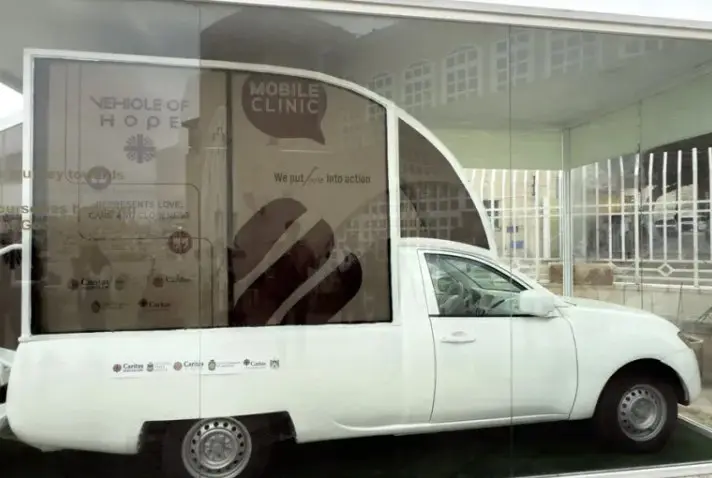 El papamóvil recorrerá EE.UU. en una gira solidaria por los niños víctimas de la guerra