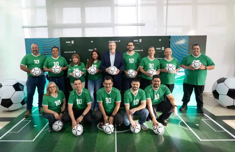 Banco Promérica entregó 15 paquetes dobles para asistir al Mundial de la FIFA 2026
