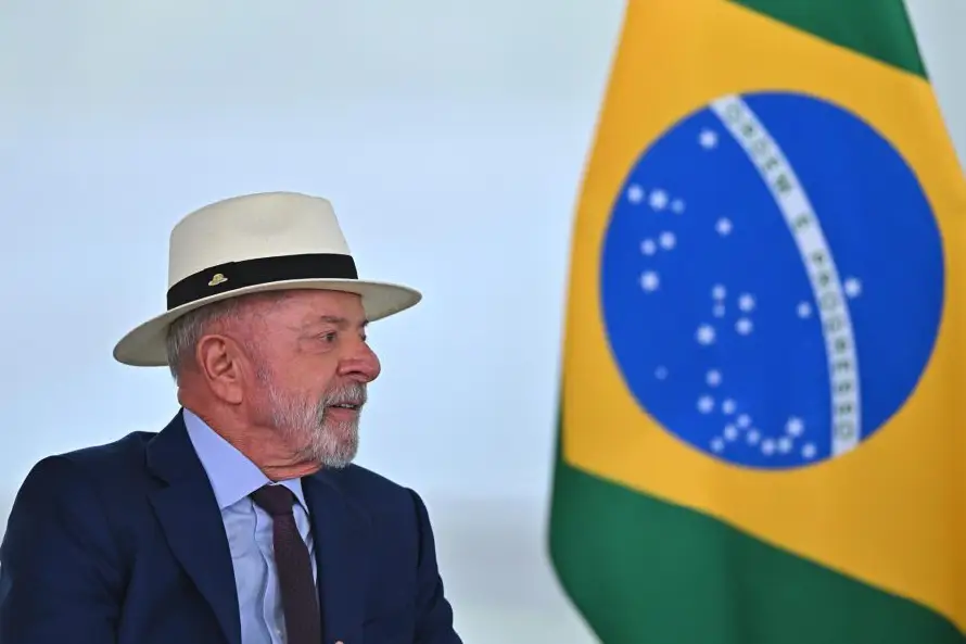 Brasil proclama a sus candidatos con Lula por delante de Flávio Bolsonaro en los sondeos
