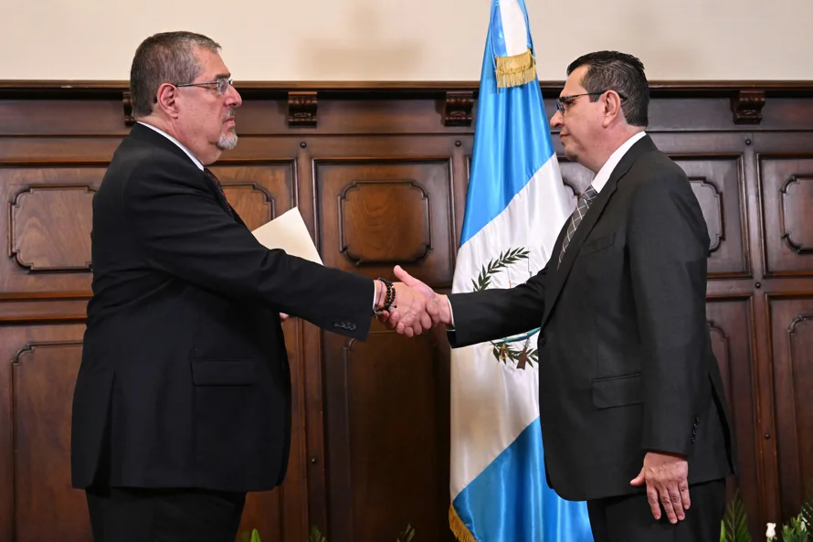 Nuevo fiscal general de Guatemala promete "sanar" institución tras salida Porras Argueta