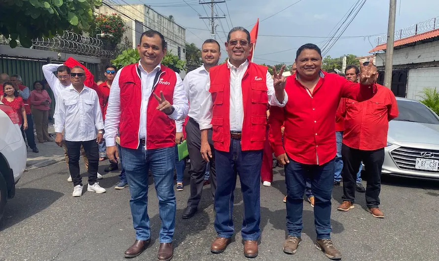 Se inscriben concejales del FMLN para precandidaturas a alcaldes de San Salvador Centro, San Salvador Este y San Salvador Sur