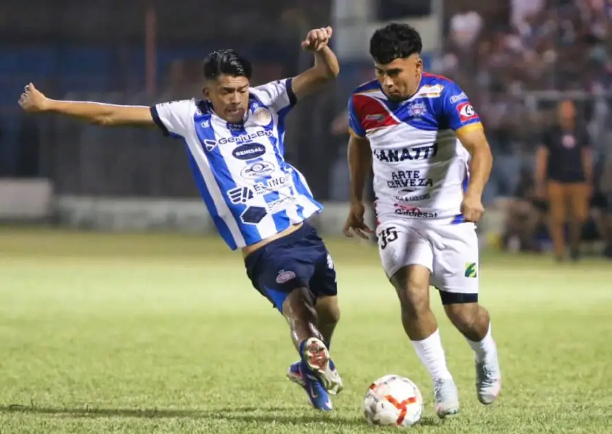 Firpo sella su pase a semifinales tras empatar con Isidro Metapán
