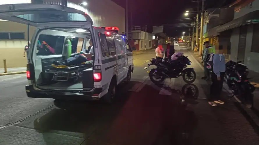 Reportan al menos cuatro lesionados en accidentes ocurridos la madrugada del jueves