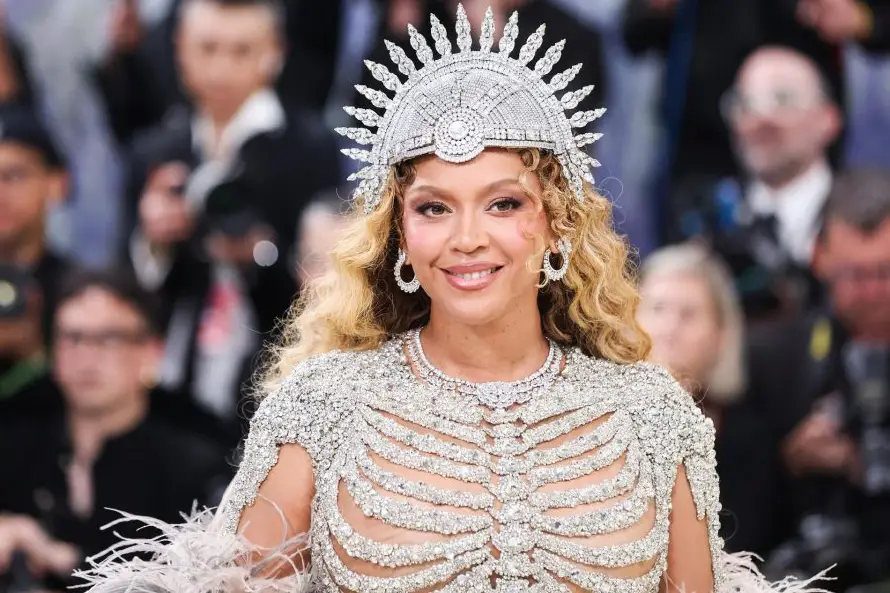 Beyoncé lanza su primera nueva canción en dos años, "Morning Dew (Donk)"