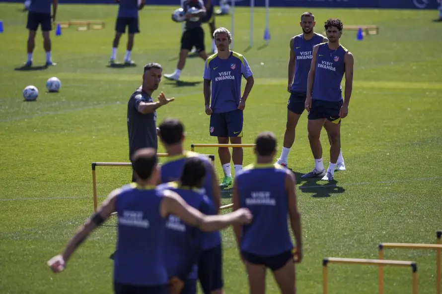 El Valencia busca vencer al Atlético y asegurar permanencia en LaLiga