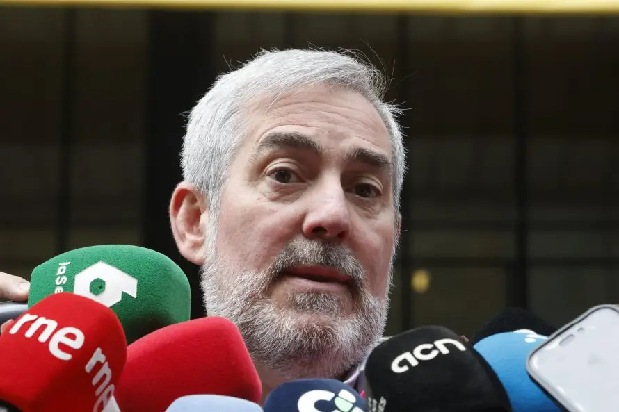 Presidente canario no autorizará fondeo del barco si no sale este domingo todo el pasaje