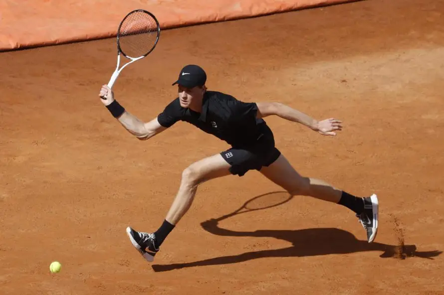Jannik Sinner elimina a Andrea Pellegrino y avanza a cuartos en el Masters de Roma