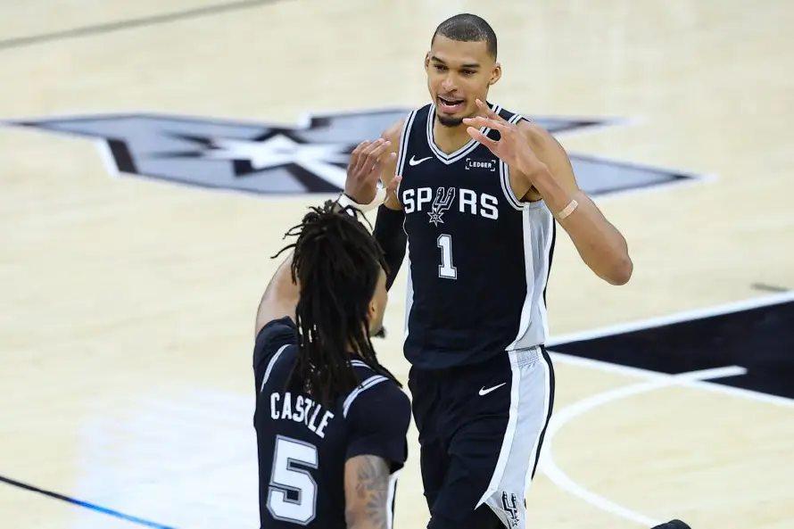 NBA: Spurs aplastan a Thunder y fuerzan séptimo juego
