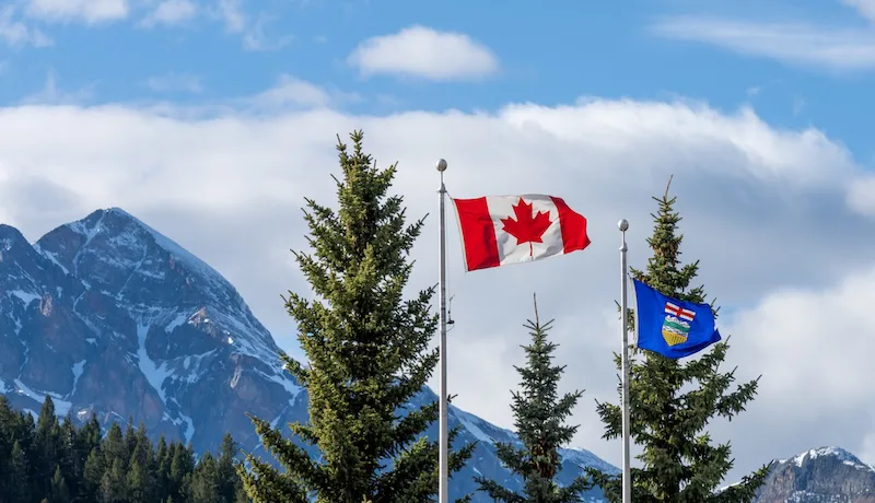 La provincia canadiense de Alberta consultará posible independencia de Canadá en referéndum