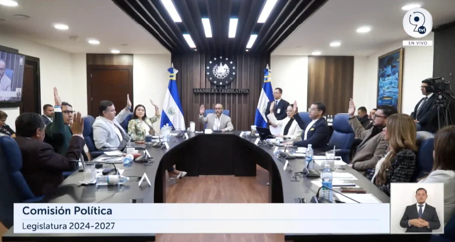 Citan a presidenta del TSE, vicecancilleres y RNPN sobre reforma electoral de escaños, rechazan propuesta de Arena