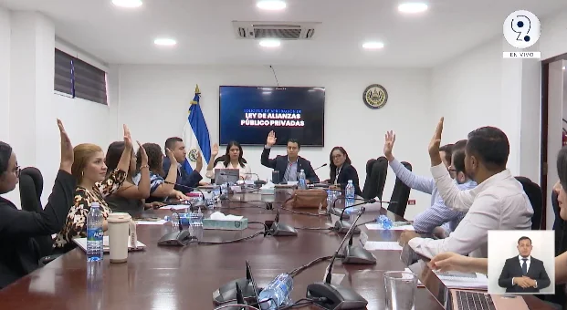 Diputados continuarán estudio de nueva Ley de Alianzas Público Privadas: citan a CNR
