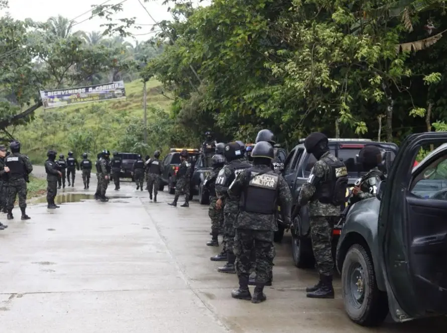 Presidente de Honduras promete que masacre de 19 personas en el Caribe no quedará impune