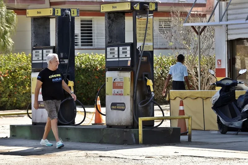 Cuba admite crisis total por falta de combustible en la isla